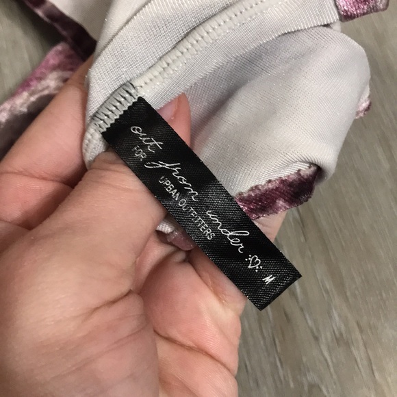 Urban Outfitters Out From Under Purple Velour Tie Dye Bralette Crop Top Medium M - Picture 3 of 4